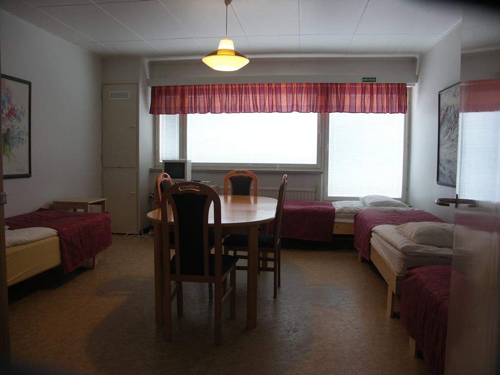 Asuntohotelli Hotel Petkele Fredrikshamn Rum bild